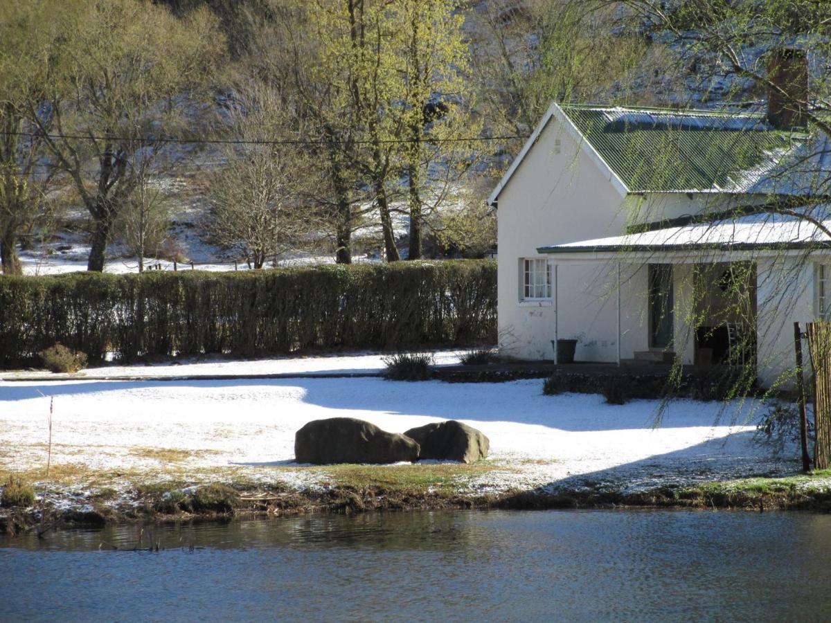 Mkomazana Mountain Cottages Himeville Dış mekan fotoğraf