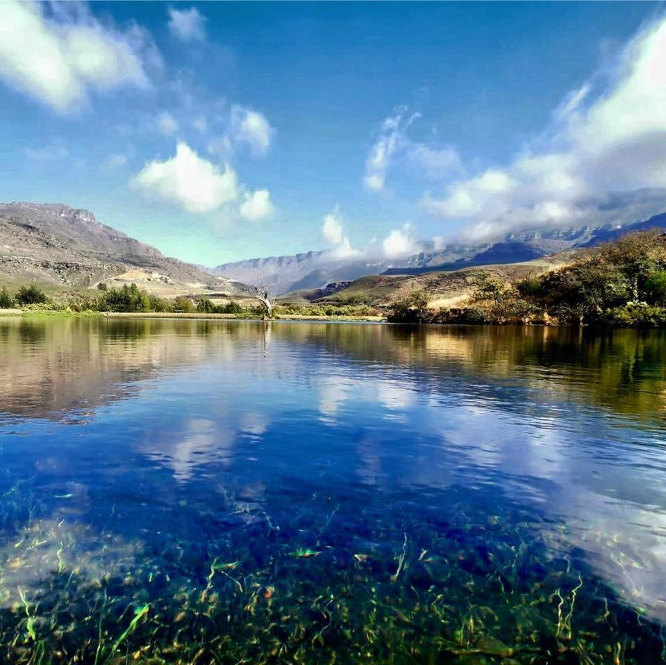Mkomazana Mountain Cottages Himeville Dış mekan fotoğraf