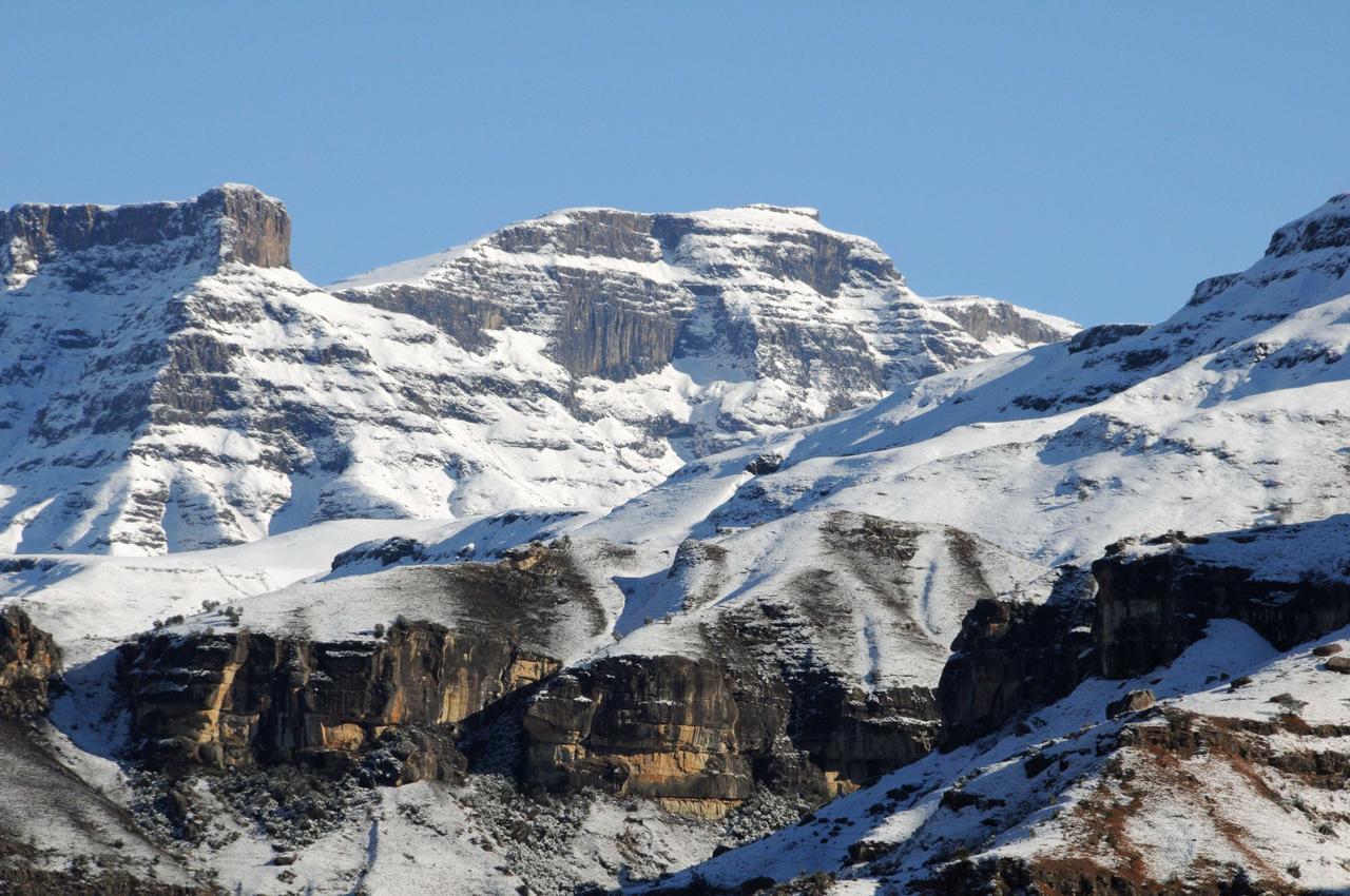 Mkomazana Mountain Cottages Himeville Dış mekan fotoğraf